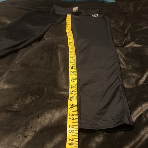 Kari Traa SPF 50 Leggings - Picture 10 of 10